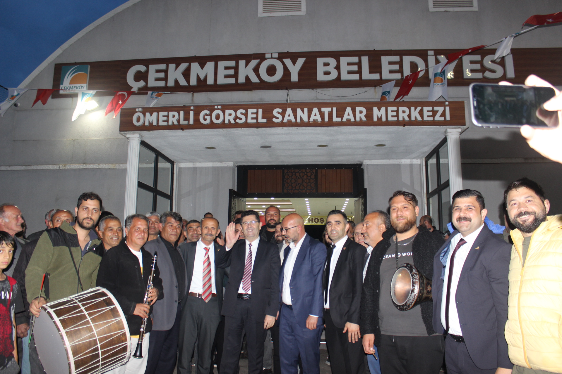Çekmeköy Belediye Başkanı Orhan Çerkez, Ömerli Mahallesi'nde Vatandaşlarla Buluştu