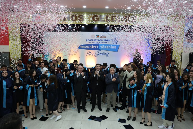 Çekmeköy’de Mezuniyet Coşkusu Başladı