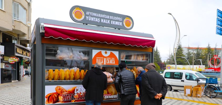 Halk Ekmek %33 Zam, Cuma günü zamlı satışa başlıyor