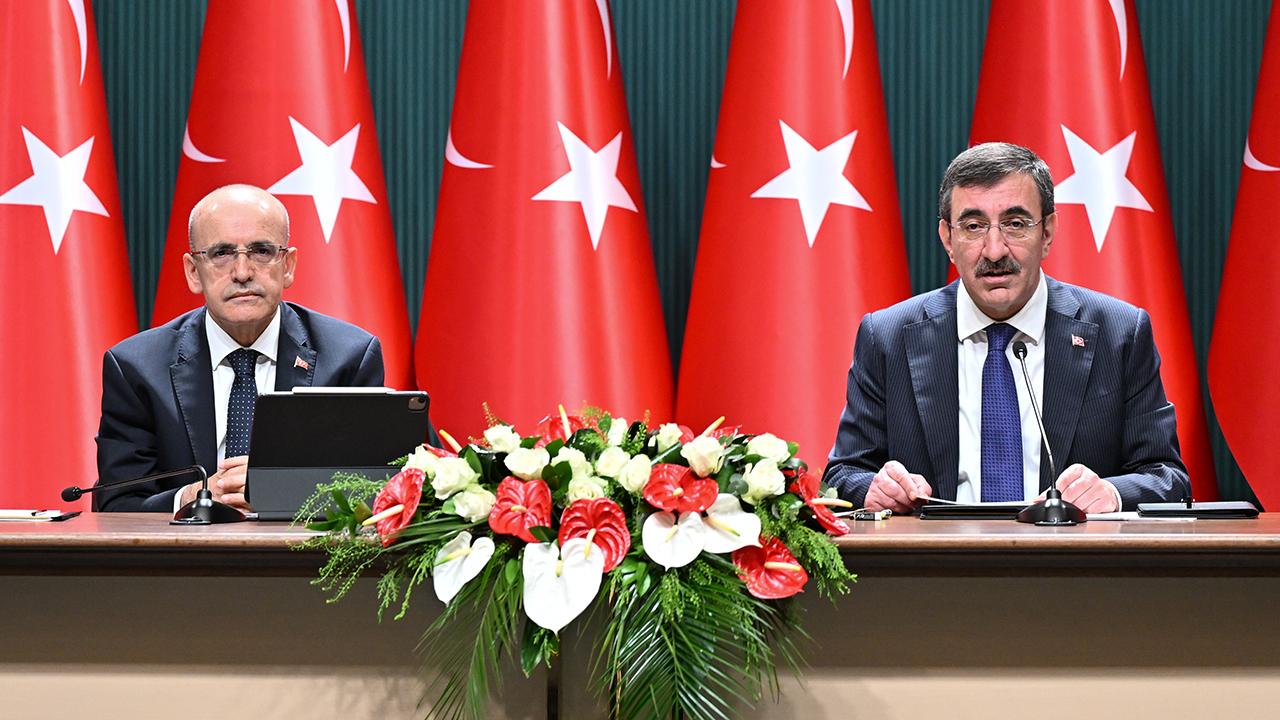 Kamuda Tasarruf ve Verimlilik Paketi: Gerçek Tasarruf mu, Yoksa Göstermelik Mi?