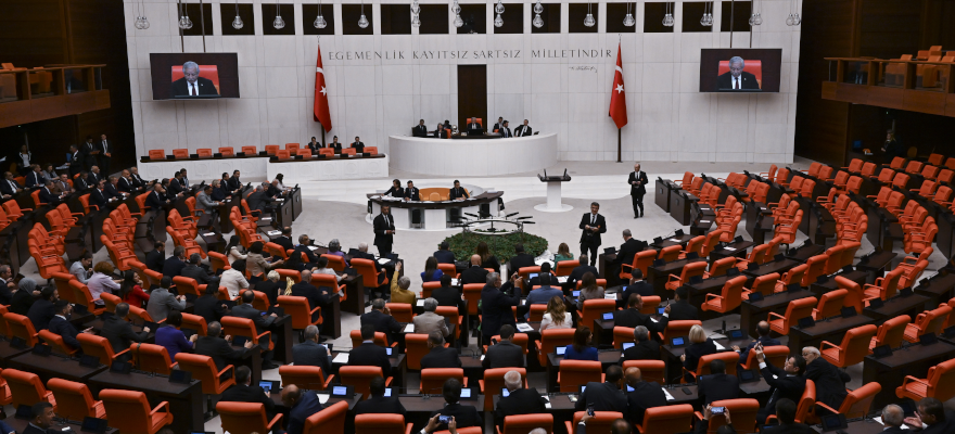 TBMM Genel Kurulu, Türk Ticaret Kanunu'nda Değişiklik Yapılmasını İçeren Kanun Teklifinin İlk 3 Maddesini Kabul Etti