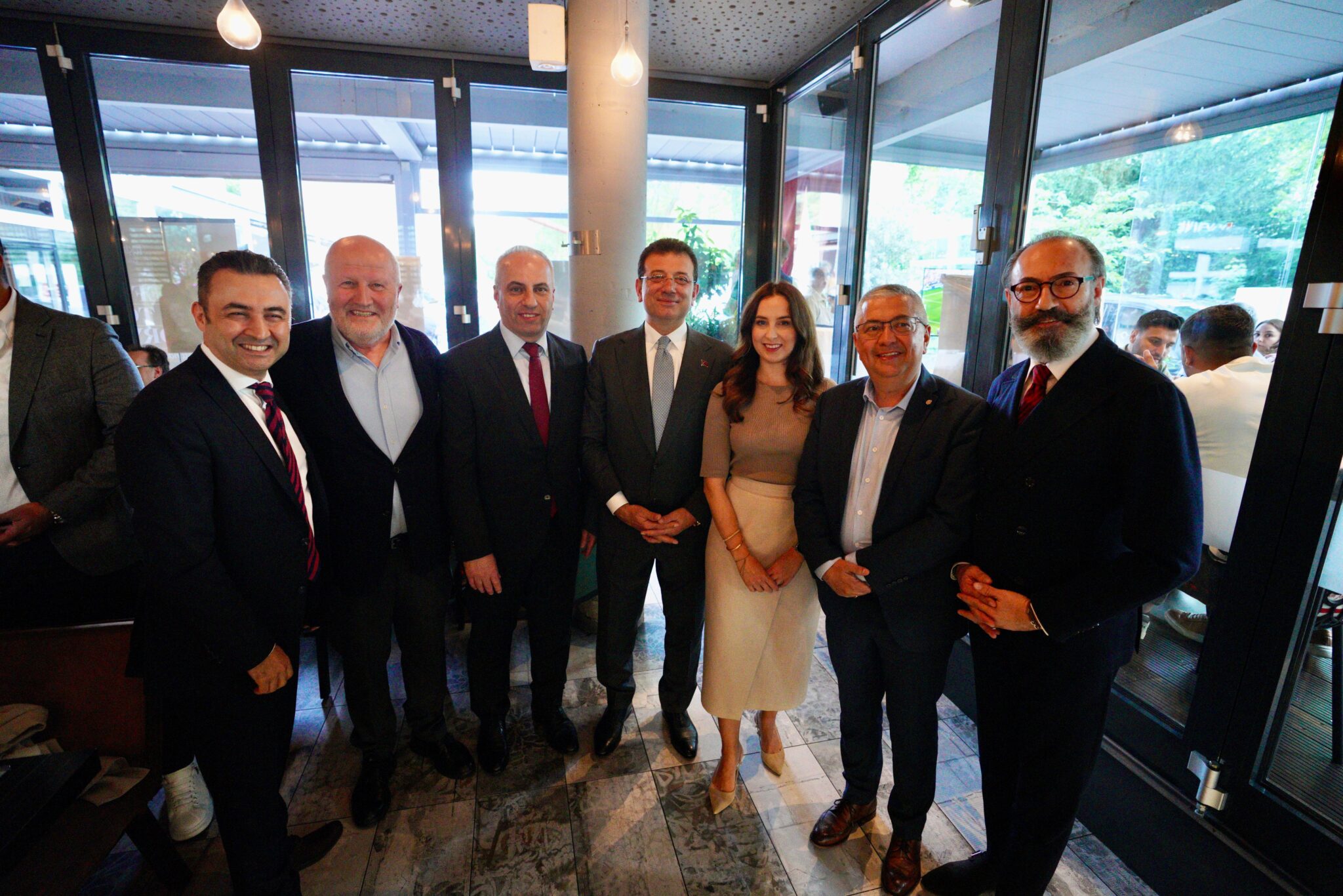 İmamoğlu, Almanya’da ATİAD Üyeleriyle Buluştu